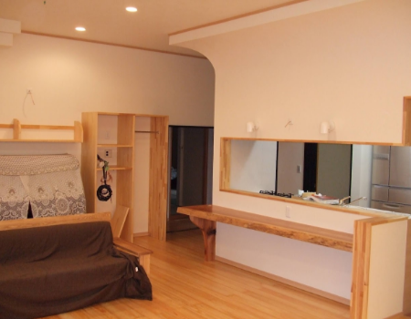 アールのあるリビング